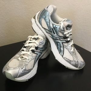 ASICS gel-nimbus silver and blue